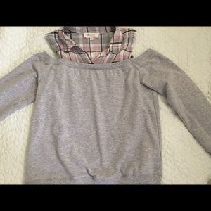 Two by Vince Camuto cold shoulder sweater